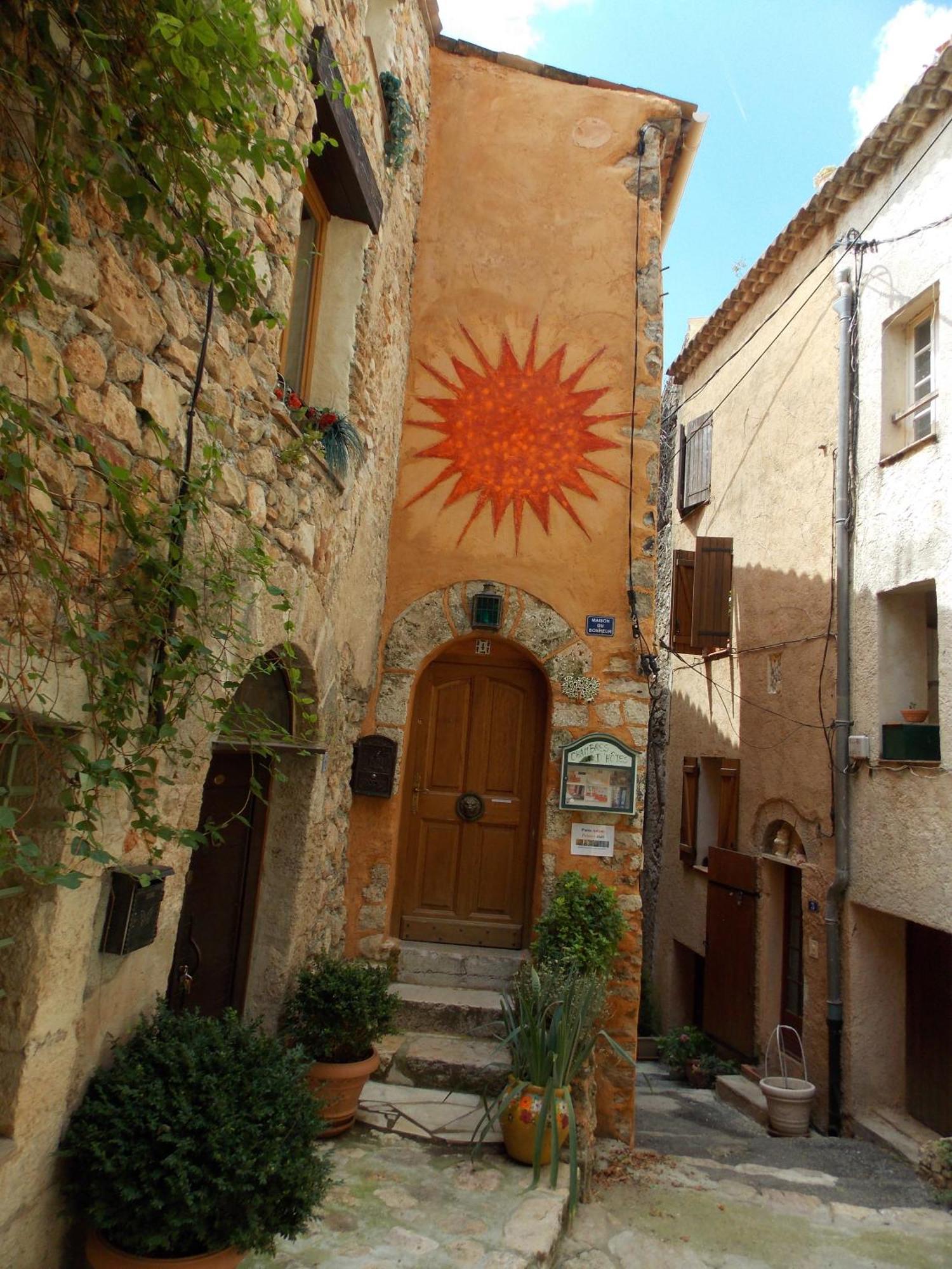 La Maison Du Bonheur Aups Dış mekan fotoğraf
